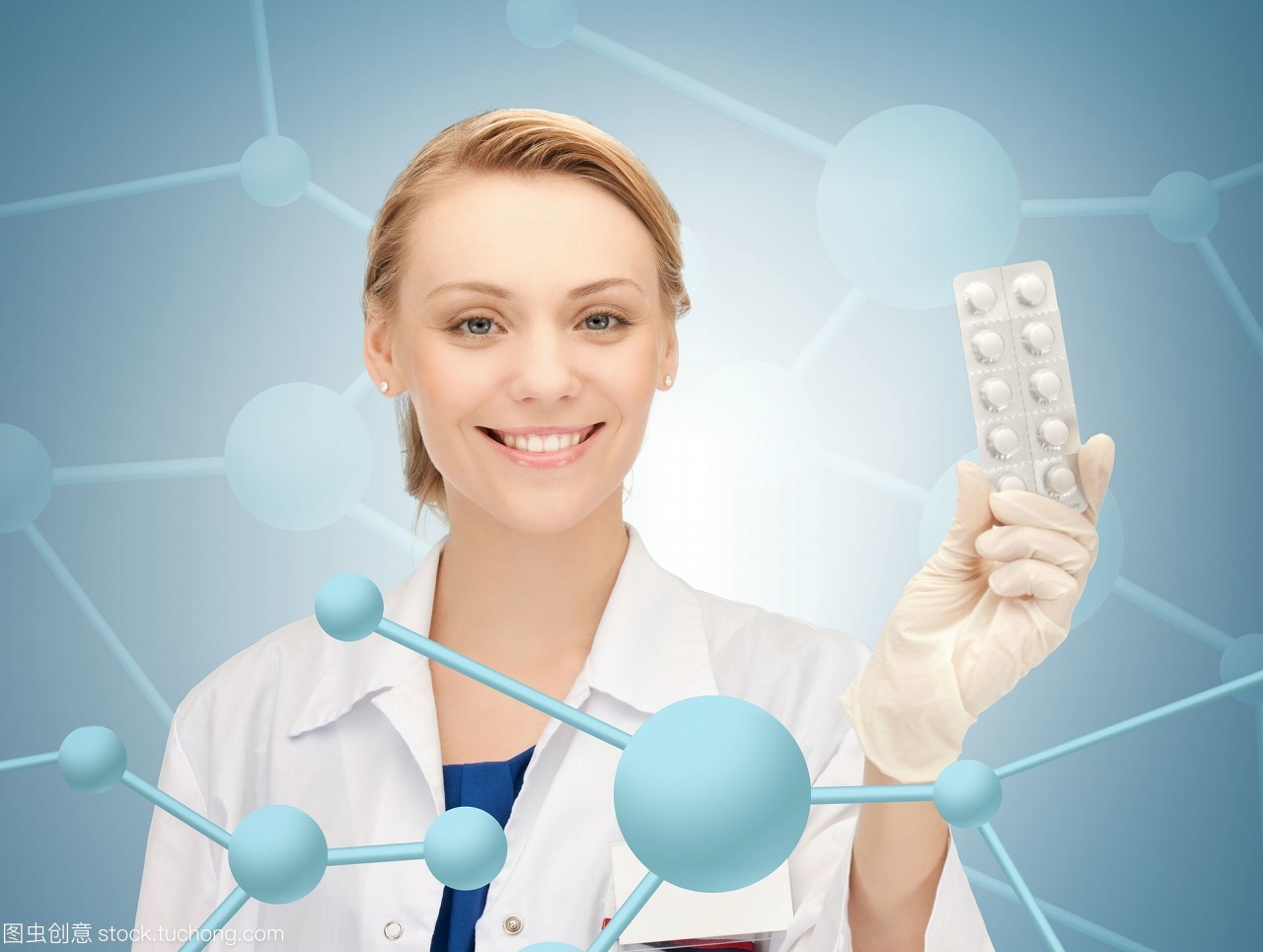 医疗,医院,研究,科学和医学概念——有吸引力的女医生用药物